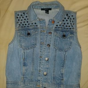 Jeans vest with studs decor